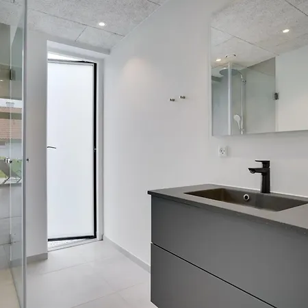 Ahmik - 200m From The Sea By Interhome